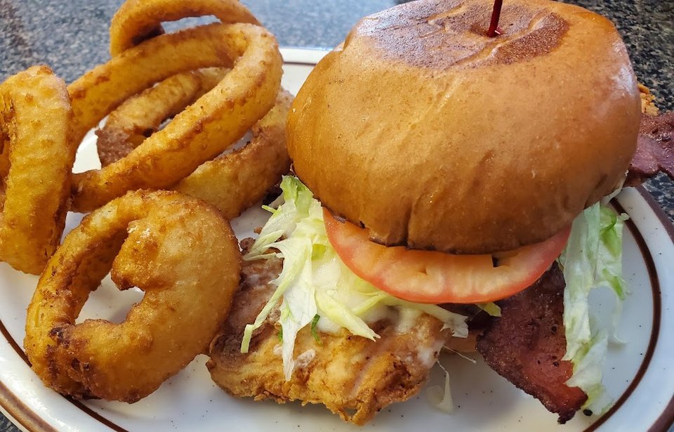 Chicken Sandwich with Onion Rings